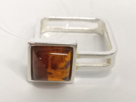 Кольцо 506-2, Серебро 925, Серебрение, Янтарь-Коньячный