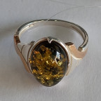 Кольцо 117-1, Серебро 925, Родирование,позолота, Янтарь-Зеленый
