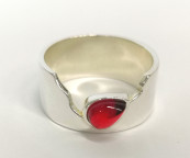 Кольцо 447-2, Серебро 925, Родирование, Янтарь-Красный
